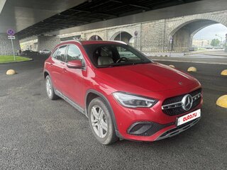 2022 Mercedes-Benz GLA 200 II (H247), красный, 3698200 рублей, вид 2