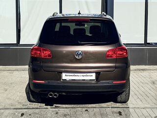 2016 Volkswagen Tiguan I Рестайлинг, коричневый, 1549000 рублей, вид 4