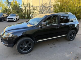 2006 Volkswagen Touareg I, чёрный, 800000 рублей, вид 3