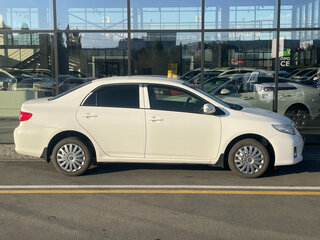 2012 Toyota Corolla X (E140, E150) Рестайлинг, белый, 990000 рублей, вид 4