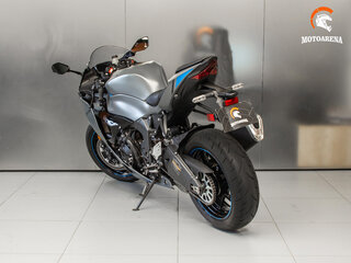 2025 Kawasaki ZX-6 Ninja, серый, 1297579 рублей, вид 5