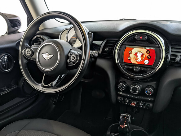 2020 Mini Hatch Cooper III (F55/F56) Рестайлинг, серый - вид 27