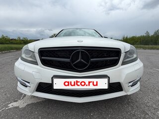 2011 Mercedes-Benz C-Класс 300 III (W204) Рестайлинг, белый, 2050000 рублей, вид 4