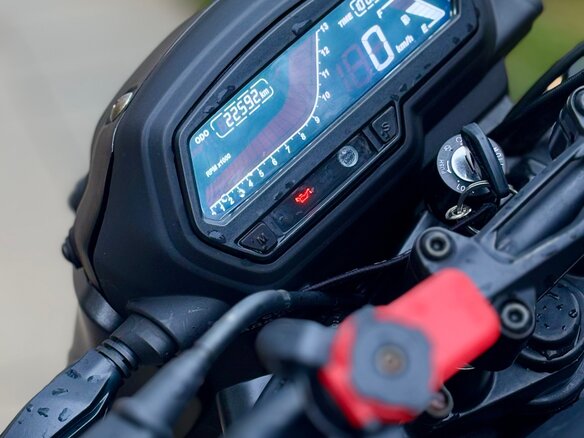 2018 Bajaj Dominar 400, чёрный, 349000 рублей - вид 8