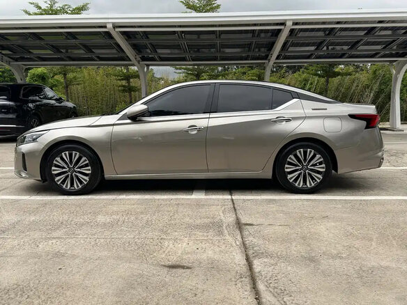 2023 Nissan Altima VI (L34) Рестайлинг, серебристый, 1860100 рублей - вид 6