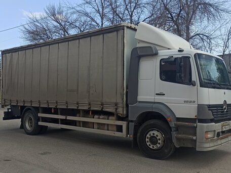 2004 Mercedes-Benz Atego, белый, 2400000 рублей, вид 2