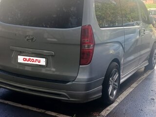 2008 Hyundai Grand Starex I, серебристый, 1500000 рублей, вид 3
