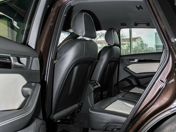 2015 Audi Q5 I (8R) Рестайлинг, коричневый, 1900000 рублей - вид 10