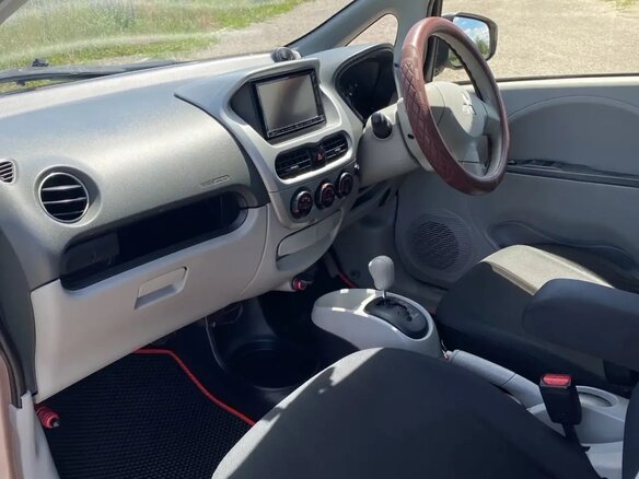 2013 Mitsubishi i, розовый, 700000 рублей - вид 6