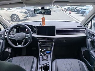 2024 Volkswagen Tiguan L II Рестайлинг (China Market), серый, 3106575 рублей, вид 4