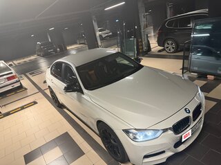 2015 BMW 3 серии 320i VI (F3x) Рестайлинг, белый, 2200000 рублей, вид 3