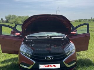 2018 Lada (ВАЗ) XRAY I, красный, 700000 рублей, вид 1