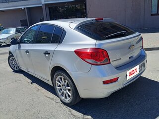 2013 Chevrolet Cruze I Рестайлинг, серебристый, 515000 рублей, вид 5