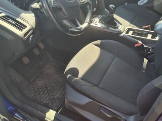 2017 Ford Focus III Рестайлинг, синий, 1090000 рублей, вид 4