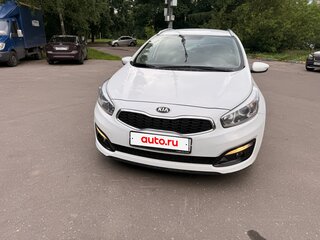 2018 Kia Ceed II Рестайлинг, белый, 1370000 рублей, вид 2