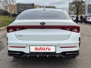 2020 Kia K5 III, белый, 2350000 рублей, вид 5