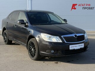 2011 Skoda Octavia DSG7 II (A5) Рестайлинг, чёрный, 560000 рублей, вид 1