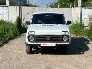 2024 Lada (ВАЗ) Niva Legend I, белый, 750000 рублей, вид 2
