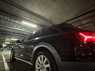 2016 Audi A6 allroad III (C7) Рестайлинг, чёрный, 2200000 рублей, вид 4