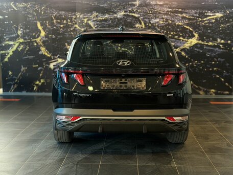 2021 Hyundai Tucson IV, чёрный, 2500000 рублей, вид 5