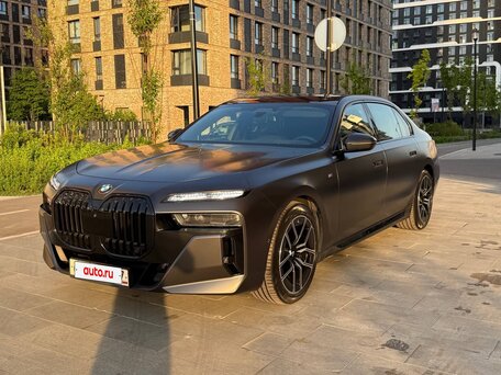 2022 BMW 7 серии 740i VII (G70), чёрный, 9670000 рублей, вид 1
