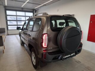 2026 Lada (ВАЗ) Niva Travel I Рестайлинг, коричневый, 1548000 рублей, вид 4