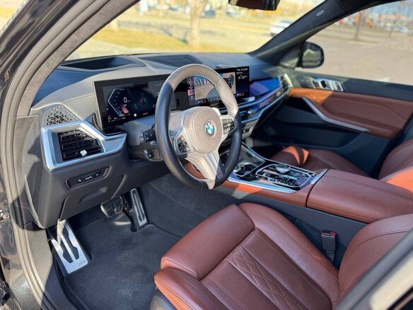2023 BMW X7 40d I (G07) Рестайлинг, чёрный, 8400000 рублей - вид 9