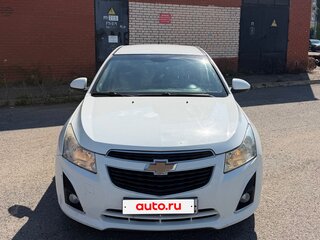 2012 Chevrolet Cruze I Рестайлинг, белый, 700000 рублей, вид 2