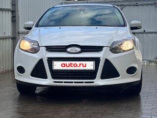 2013 Ford Focus III, белый, 880000 рублей, вид 2