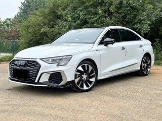 2022 Audi A3 35 TFSI Long IV (8Y), белый, 2090000 рублей, вид 2