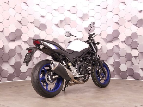 2017 Suzuki SV 650, белый - вид 6