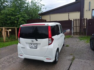 2021 Toyota Roomy I Рестайлинг, белый, 1150000 рублей, вид 3