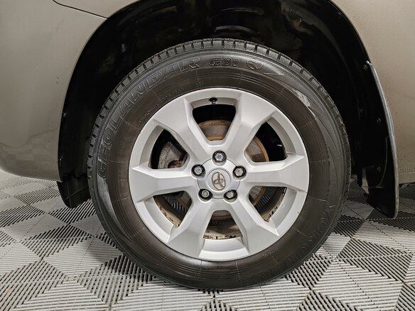 2010 Toyota RAV4 III (XA30) Рестайлинг, коричневый - вид 17