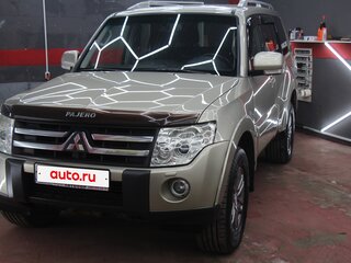 2007 Mitsubishi Pajero IV, бежевый, 1350000 рублей, вид 2