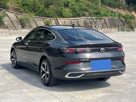 2022 Volkswagen Lamando I Рестайлинг, чёрный, 2400000 рублей, вид 4