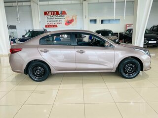 2018 Kia Rio IV, коричневый, 1126000 рублей, вид 4