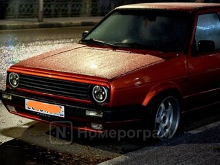 1988 Volkswagen Golf II, оранжевый, 460000 рублей, вид 4