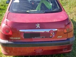 2009 Peugeot 206, красный, 300000 рублей, вид 2