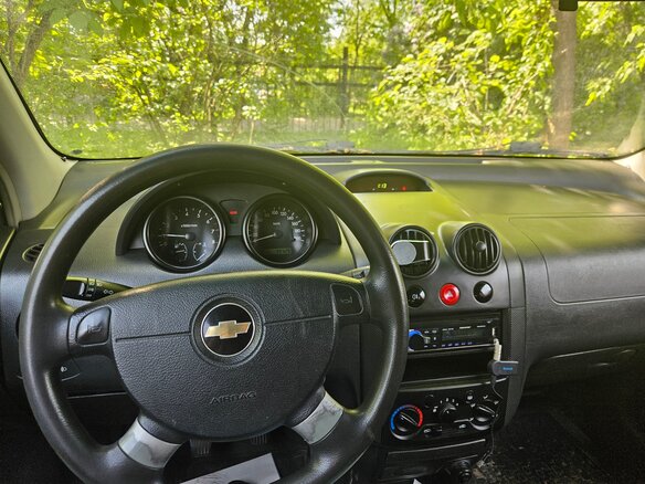 2007 Chevrolet Aveo I, жёлтый, 240000 рублей - вид 5