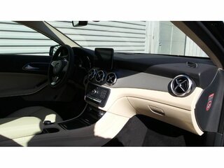 2017 Mercedes-Benz GLA 200 I (X156) Рестайлинг, чёрный, 3000000 рублей, вид 4