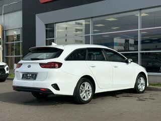 2021 Kia Ceed III, белый, 1710000 рублей, вид 4