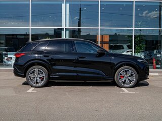 2026 Audi Q5 L III (GU), чёрный, 6550000 рублей, вид 4