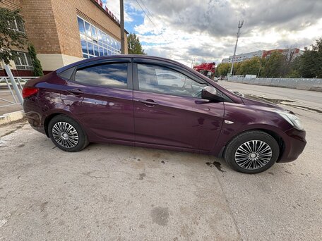 2011 Hyundai Solaris I, фиолетовый, 540000 рублей, вид 3