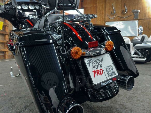 2018 Harley-Davidson Street Glide, серебристый, 1740000 рублей - вид 6