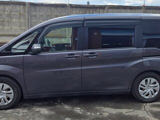 2019 Honda Stepwgn V Рестайлинг, серый, 1700000 рублей, вид 3