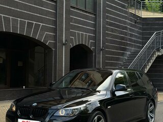2009 BMW 5 серии 520d V (E60/E61) Рестайлинг, чёрный, 1200000 рублей, вид 2