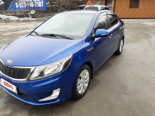 2013 Kia Rio 4-speed III, синий, 920000 рублей, вид 5