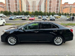 2014 Toyota Camry VII (XV50), чёрный, 1650000 рублей, вид 3