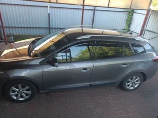 2010 Renault Megane III, серый, 620000 рублей, вид 2