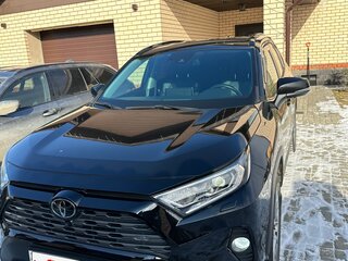 2020 Toyota RAV4 V (XA50), чёрный, 3800000 рублей, вид 1